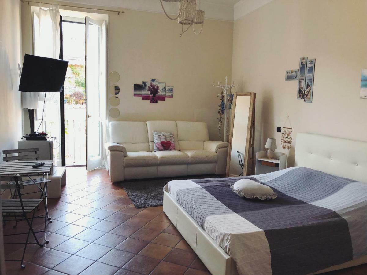 Bianca Suite B&B Salerno Esterno foto
